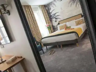 Mercure Nice Marché Aux Fleurs - 121