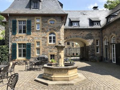 Schloss Lieser, Autograph Collection - 63