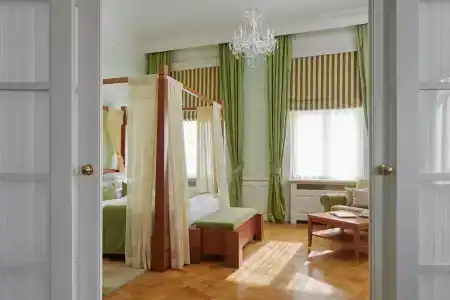 Ventana Prague - 85