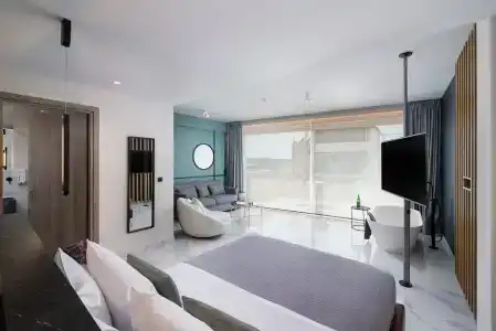 Enattica Suites - 166