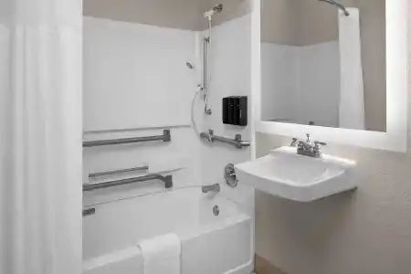 Larkspur Landing - An All-Suite - 8