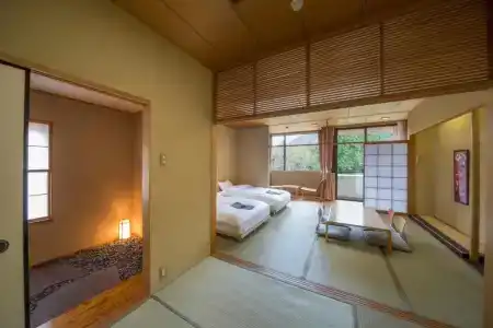 Hakone Kowakien Miyamafurin - 44