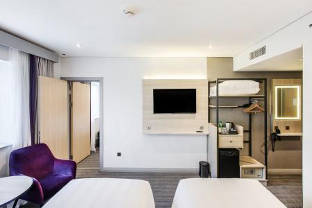 Premier Inn Dubai International Airport - 43