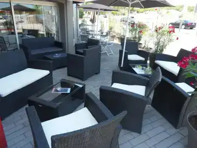 Brit Opal Centre Port - 18