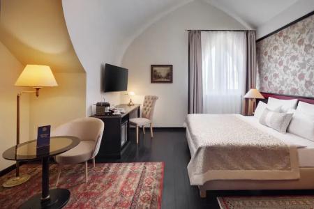 Savoy by Prague Castle - Free Garage Mo - Sun - 34
