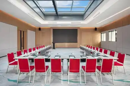 Holiday Inn Shanghai Nanjing Road, An Ihg - 18