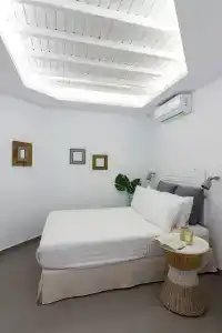 Amperian Mykonos Suites & Villas - 135