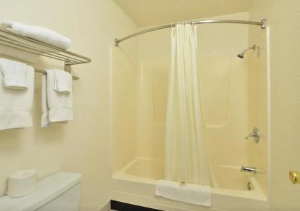 Value Inn & Suites - 7