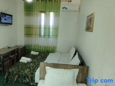 Gren House - 105