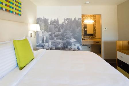 Inn at Temescal - 4