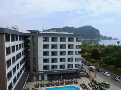Riviera Zen - 19