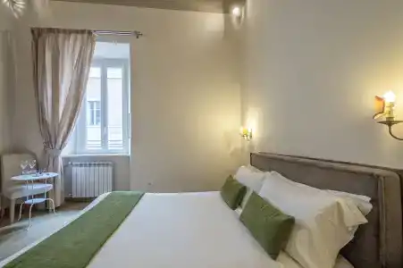 Little Queen Suite - 107