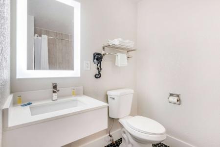 Quality Inn Near Orlando Airport Florida Mall - 6
