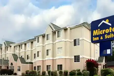 Super 8 by Wyndham Harbison/Parkridge Hospital - 17