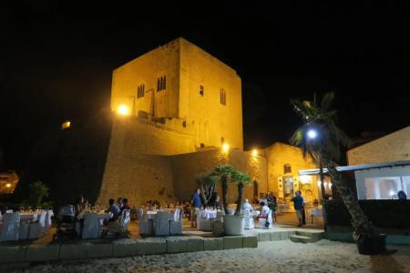 Mare Nostrum Petit Hôtel - 17