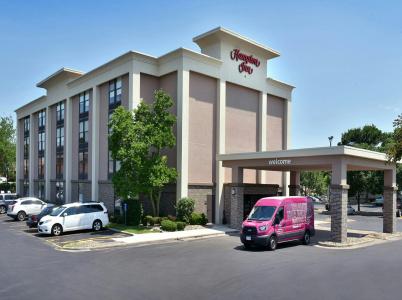 Hampton Inn-Airport - 19