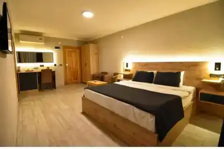 Sandal Otel - 4