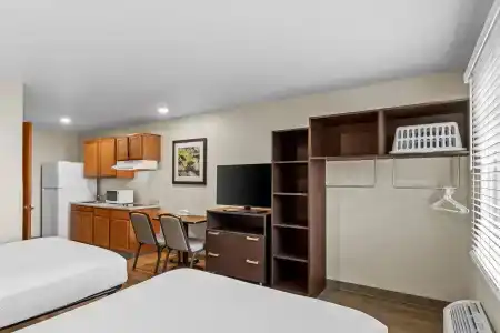 WoodSpring Suites San Antonio South - 32