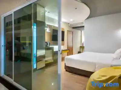 Qiu Sukhumvit - 44