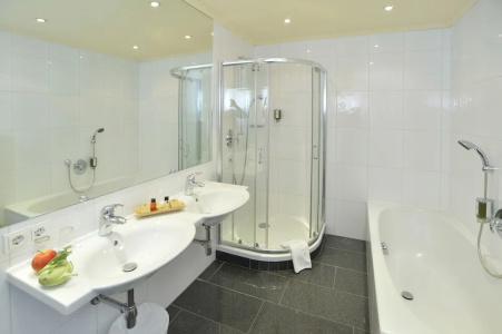 Krumers Post & Spa - 145