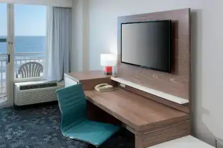 Courtyard Virginia Beach Oceanfront / North 37th Street - 39