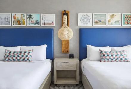 The Waterfront Beach Resort, A Hilton - 74