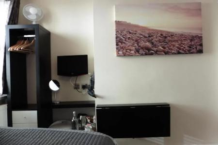 Brighton Inn Boutique Guest Accommodation - 18