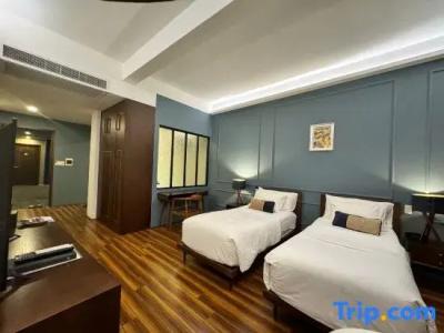 Danang Boutique - 37