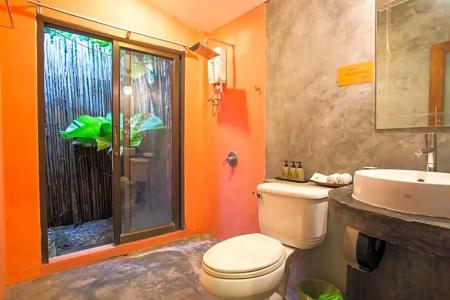 B52 Beach Resort - 36