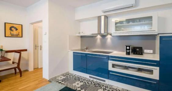 Best Western Plus Celebrity Suites - 41