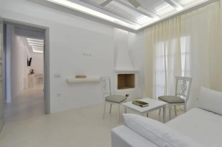 Zefi & Suites - 249