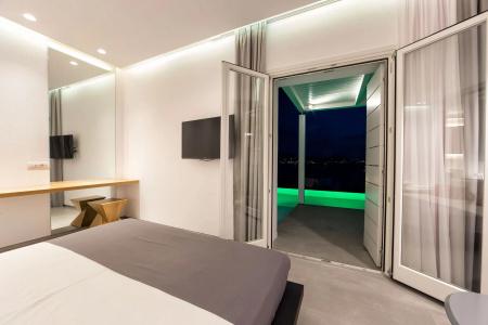 Paros Agnanti - 322