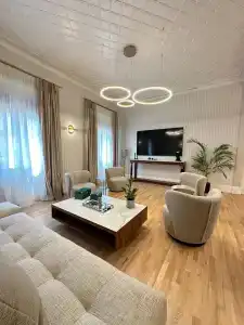 Castellano & Suites - 122