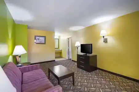 Quality Inn-Central Park Area - 71