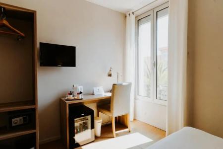 Hôtel Le Petit Castel - 69