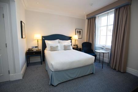 The Waldorf Hilton - 6