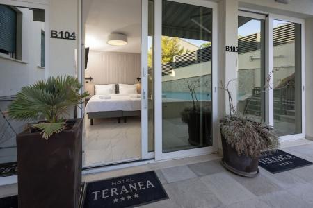 - Aparthotel Teranea - 94