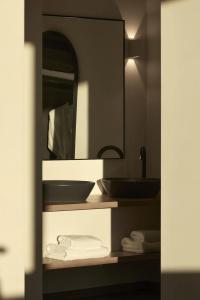 Athens Woo Suites - 19