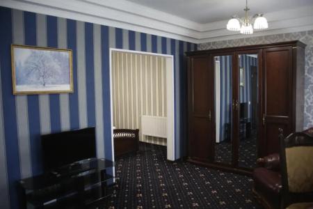 Garden Hall - 2
