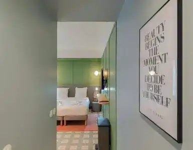 Hôtel Lafayette - 111
