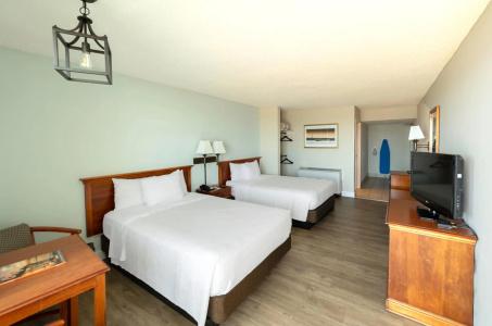 Holiday Inn Express & Suites Virginia Beach Oceanfront, An Ihg - 15