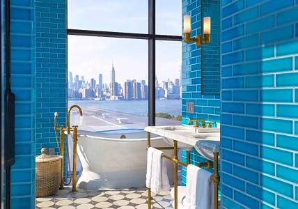 The Williamsburg - 205