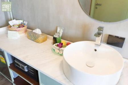 Samsen Street - Sha Extra Plus - 57