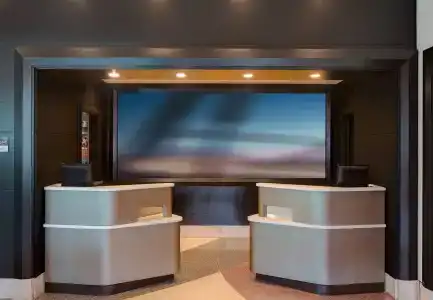 Courtyard By Marriott New York Jfk Airport - 1