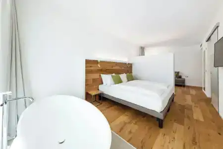 Garda Lake Suite - 88