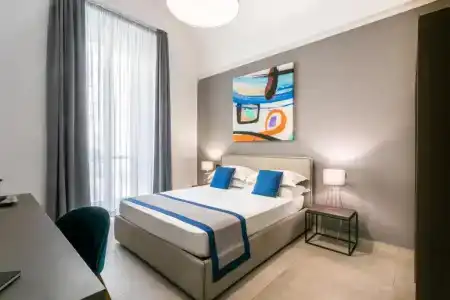 Bespoke Luxury Suites - 22