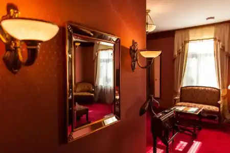 Tb Palace & Spa - 59