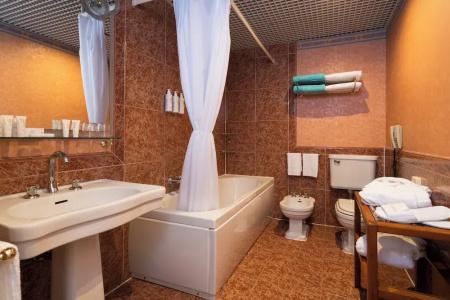 Grand Astoria - 9