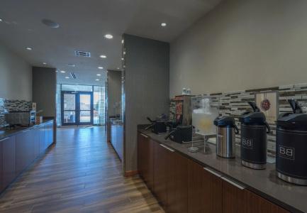 Fairfield Inn & Suites by Marriott Southwest - 24