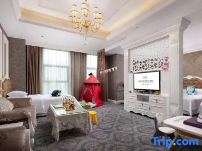 Huachen International - 121